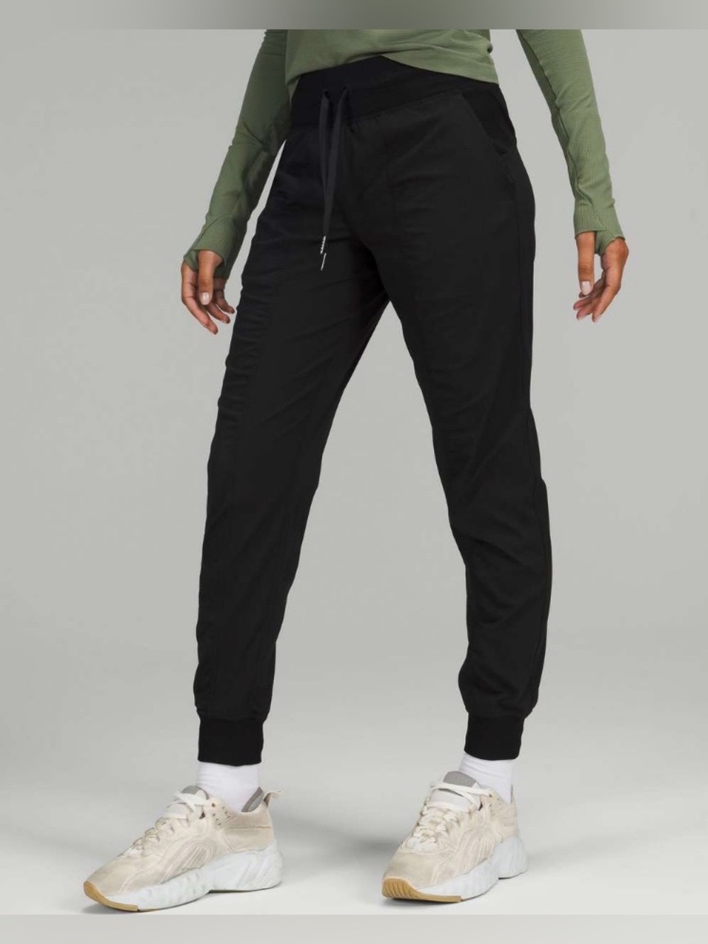 Lululemon Dance Studio Mid-Rise Jogger
Black